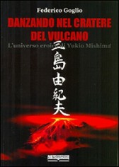 DANZANDO NEL CRATERE DEL VULCANO L'UNIV